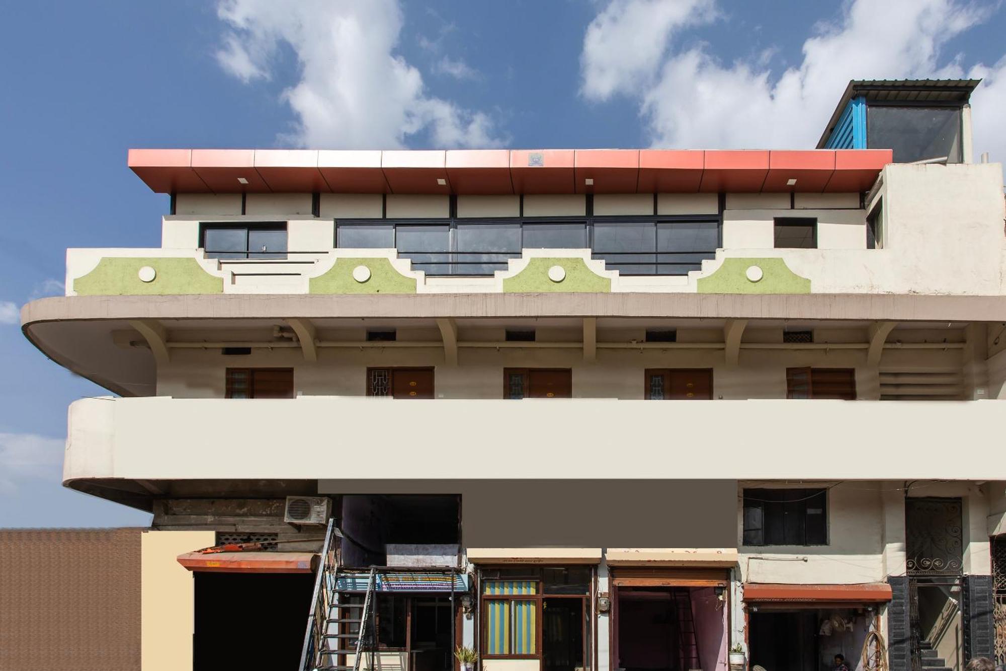 Hotel O Apple Tree Indore Exterior foto